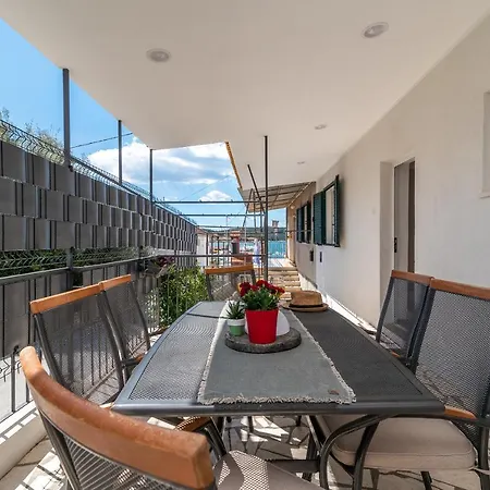 Διαμέρισμα Radic-perfect Location For Summer Activities *