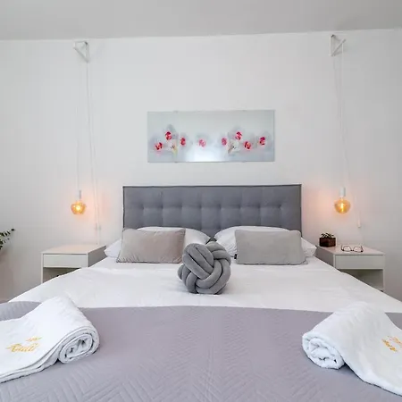Διαμέρισμα Radic-perfect Location For Summer Activities
