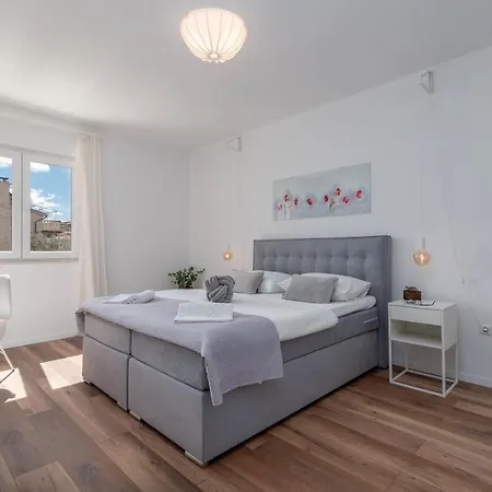 Radic-perfect Location For Summer Activities Apartamento