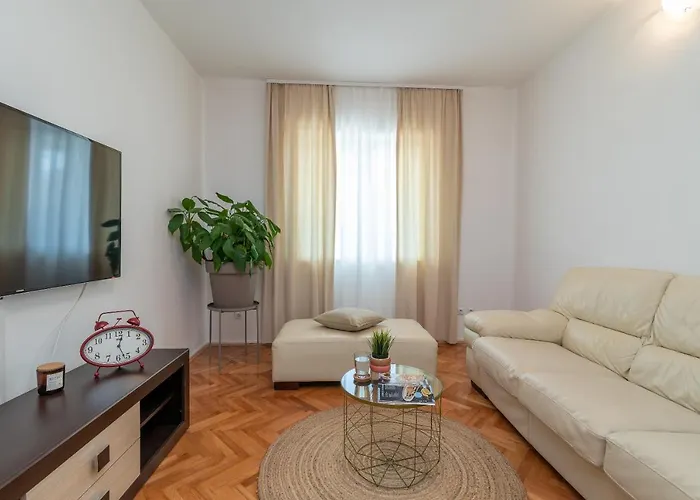 Radic-perfect Location For Summer Activities Appartement