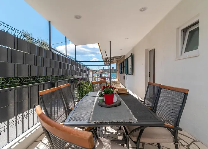 Appartement Radic-perfect Location For Summer Activities *