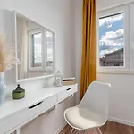 Radic-perfect Location For Summer Activities 아파트 트로기르